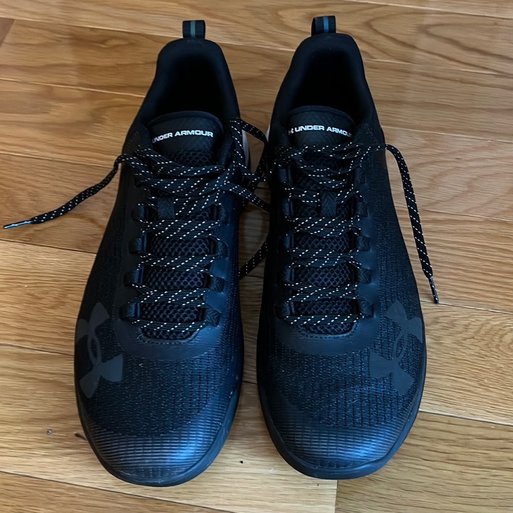 Men’s Under Amour sneakers